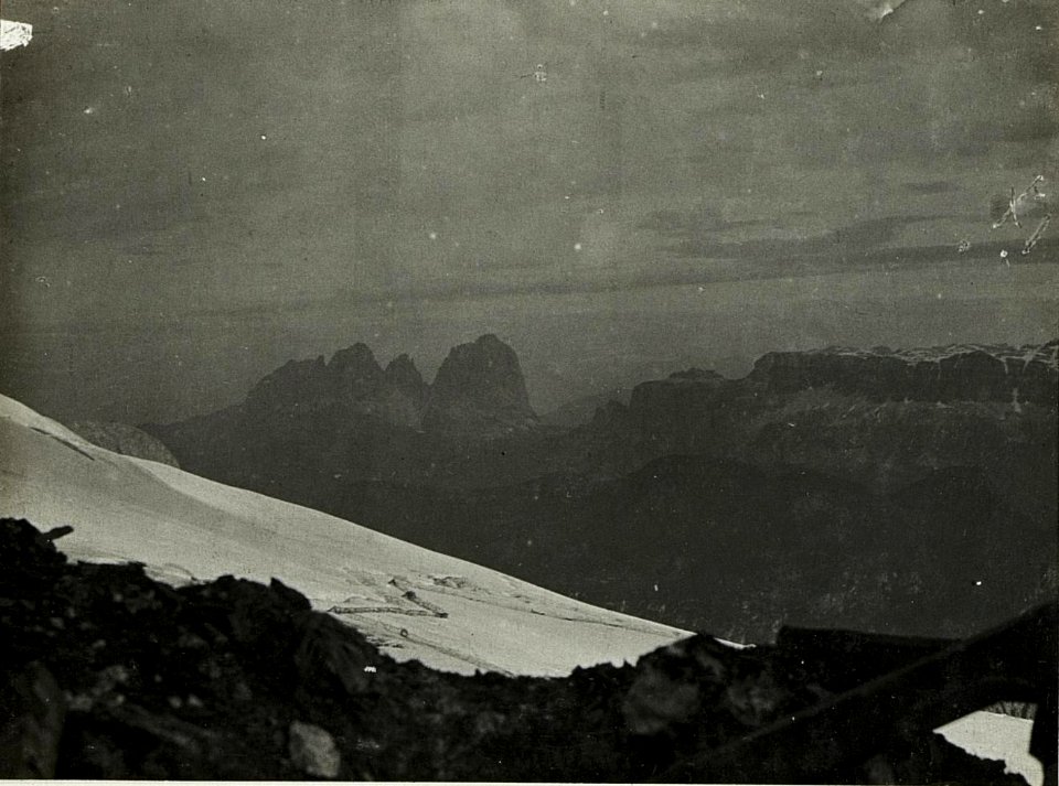 Blick von Col de Bous auf Langkofl und Sellagruppe. (BildID 15586373)