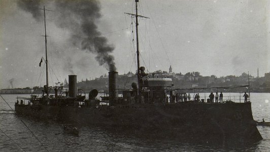 Blick von der Stella (Österr.Transportdampfer) auf den Bosporus. (BildID 15676033)