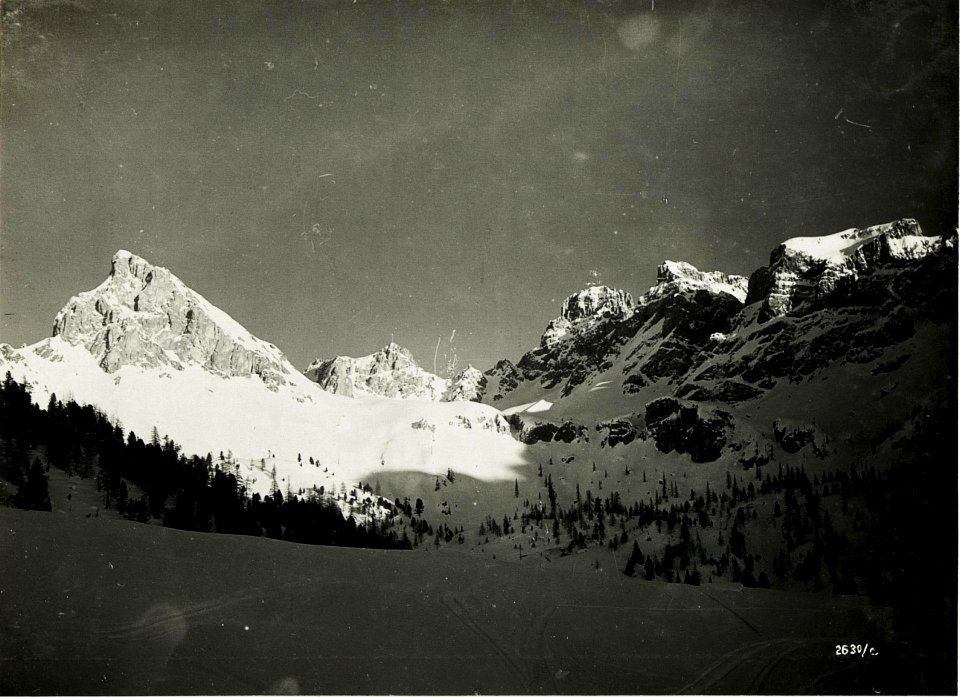 Blick von Campei gegen Col Ombert, Cima Uomo, Cima della Vallate. (BildID 15588588)