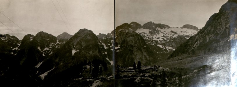 Blick von der Fischalm auf Gr.Schlichtl, obere Jama im Hintergrund. Kl.u.Gr.Confin, Vrsic, Lopa, Rombon, im Hintergrund, Vorne Kl.Schlichtl, rückwärts die ¤ 2019 vom Rombonkamm sichtbar. Vorne Fischba (BildID 15801763)