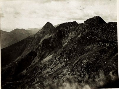 Blick von Coldoséspitze auf Cáriol links, Gardinal Mitte und Busa alta. (BildID 15575585)