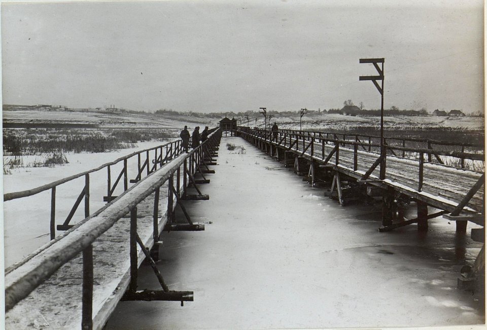 Blick von der Brücke auf Bohatkowce (BildID 15439104)