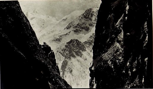 Blick von der Serautascharte nach Süden, Vesuraschlucht. (BildID 15585005)