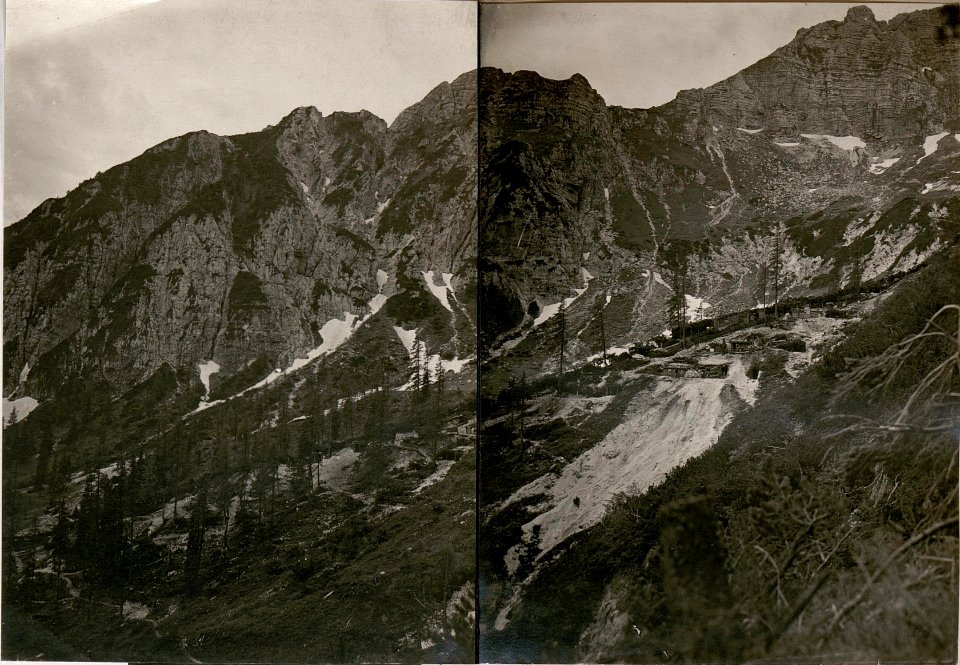 Blick von der Fischbachalm auf Gregnedul und Gregnedulkopf. Skala Feldw.Im Vordergrund 17 Komp.v.I.R.Nr, 7. (16-7.1917.) (BildID 15800758)