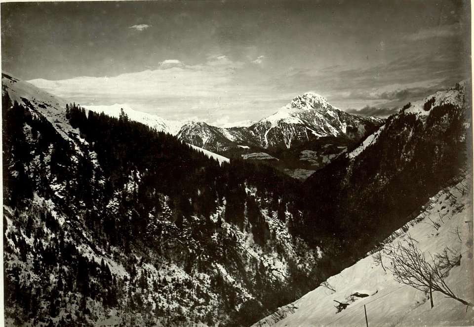 Blick von der oberen Frondell - Alm nach Norden. (Jauken, Reiskofl, Kreuzeckgruppe.) (BildID 15464039)