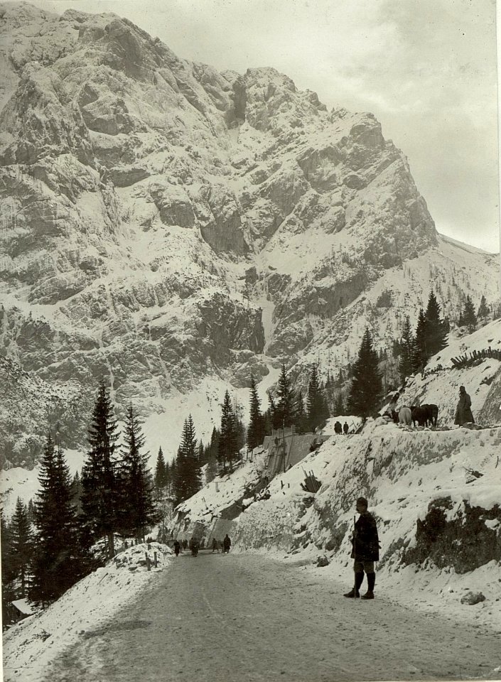 Blick von der Serpentine Nr. 4 gegen Prisang. (BildID 15464460)