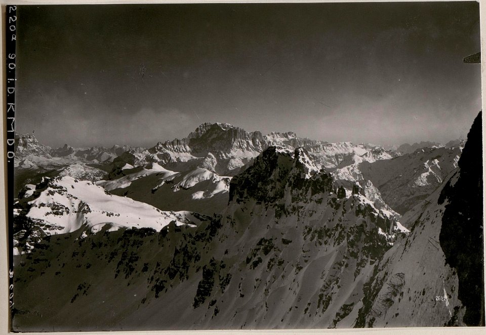 Blick von Mezzodikreuz, Fedajatal-Mesolina-Col di Lana (BildID 15731667)
