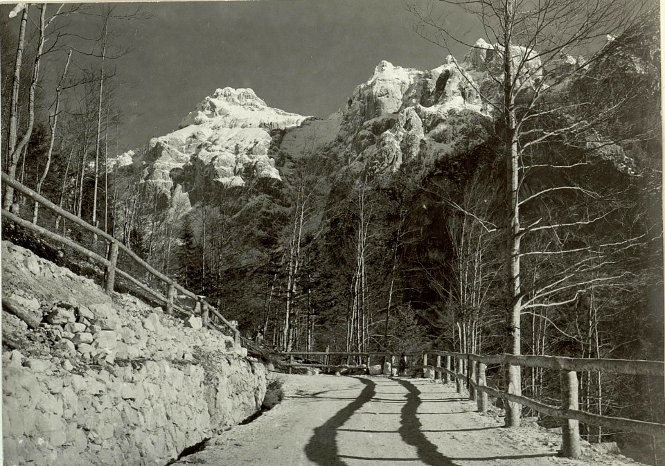 Blick von der vierten Serpentine auf Kukla und Golicica. (BildID 15464607)