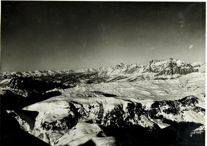 Blick von Mezzodikreuz, Monte Nuvolau, Col di Lana, Tofanagruppe, Zillertaleralpen. (BildID 15588511)