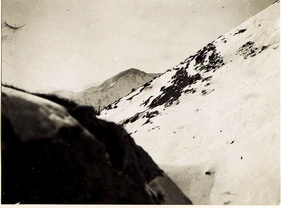 Blick von Valparola - Sattel gegen Col di Lana. (BildID 15582471)