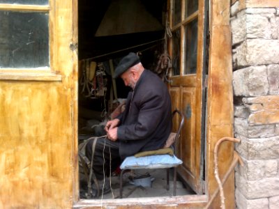 Blind tanner from Lahij