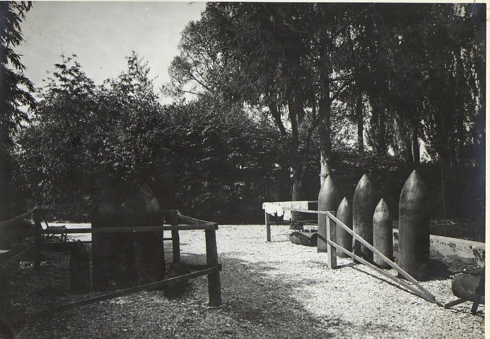 Blindgänger.Cervignano. (Mitte Mai 1918.) (BildID 15664922)