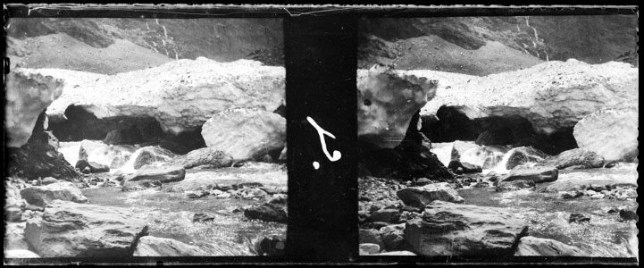 Bloc de gel a la cascada de Gavarnia