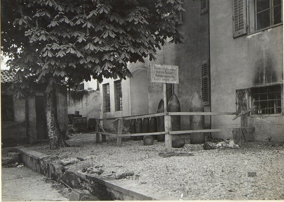 Blindgänger.Cervignano. (Mitte Mai 1918.) (BildID 15664929)