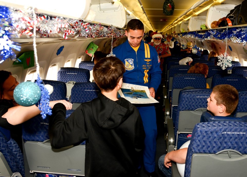 Blue Angels carry children to North Texas. (8243540871)