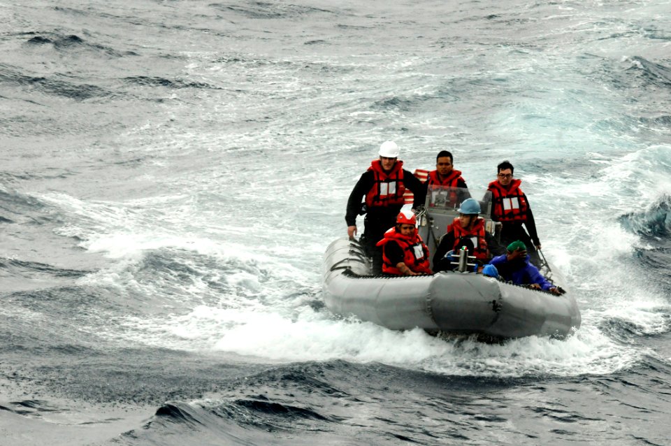 Blue Ridge rescues fishermen in Philippine Sea 150325-N-SX614-138