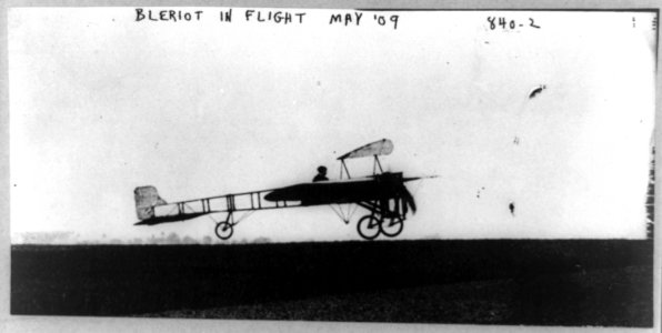 Blériot in flight, May, '09 LCCN92514575
