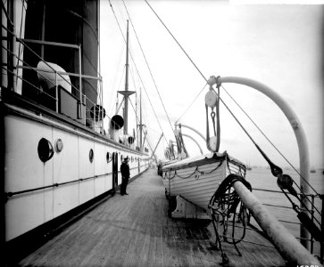 Boat Deck on the 'Saxonia' (1900) RMG G10532