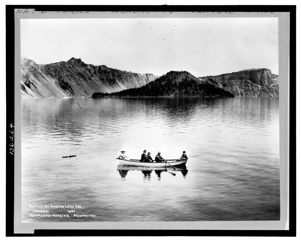 Boating on Crater Lake, Ore. LCCN2006676015