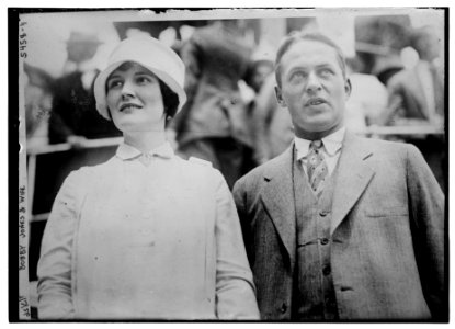 Bobby Jones & wife LCCN2014712505