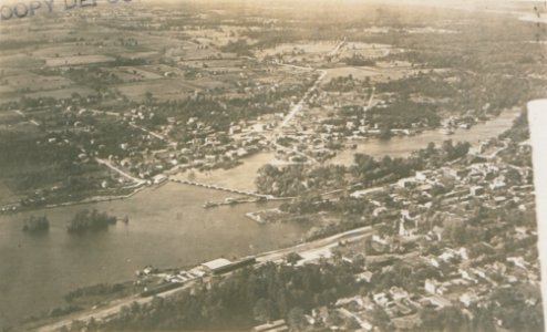 Bobcaygeon Ontario from an Aeroplane (HS85-10-36016) photo