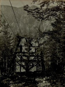 Bock der Drahtseilbahn von der Station Golubar Planina. (BildID 15480622)