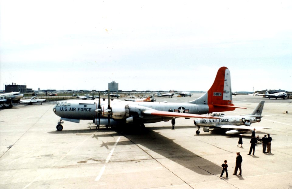 Boeing JB-50A-10-BO 061025-F-1234S-037