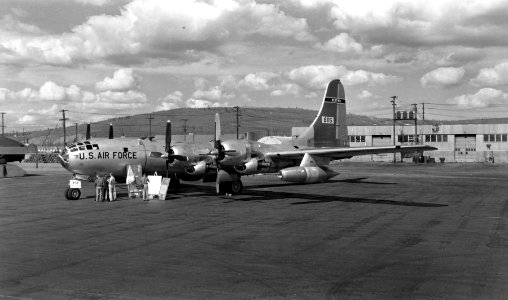 Boeing WB-50D (SN 48-115) 061025-F-1234S-048