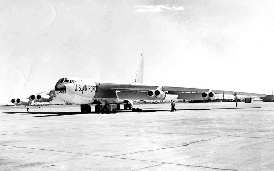 Boeing B-52D-80-BO (SN 56-0620)