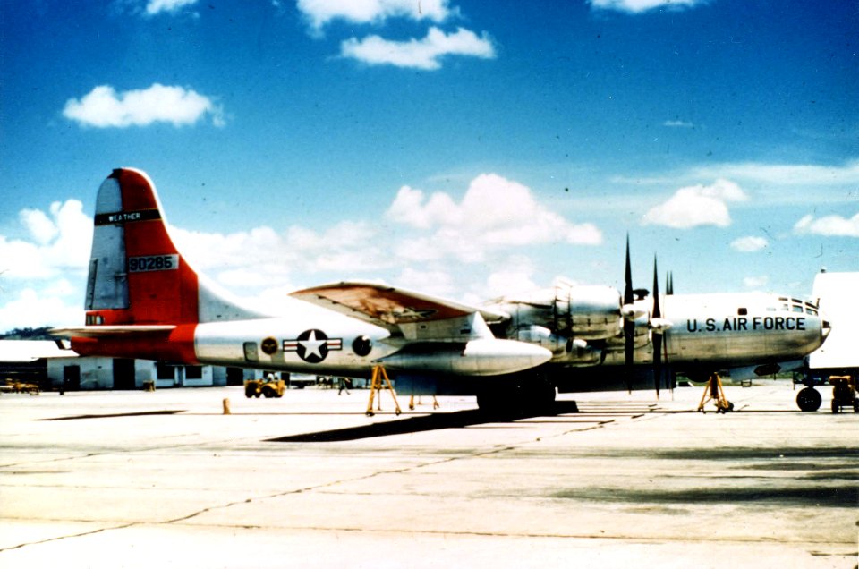 Boeing WB-50D (SN 49-285) 061025-F-1234S-050