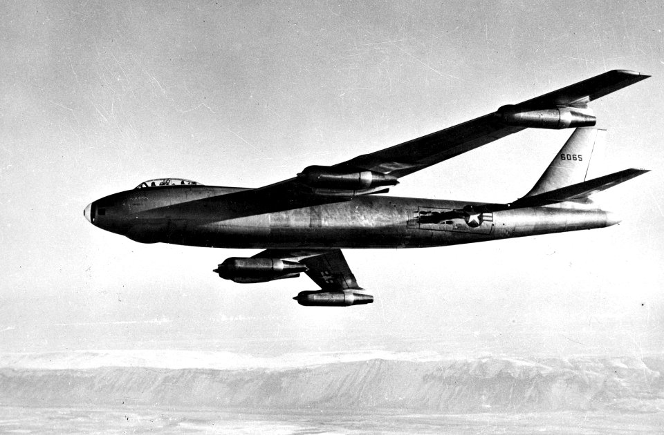 Boeing XB-47 061024-F-1234S-003
