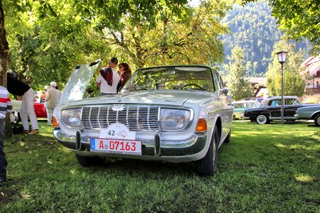 Road wheel drive