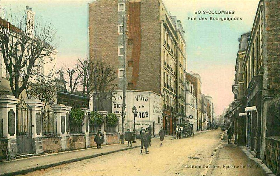 Bois-Colombes.Rue des Bourguignons.Immeuble