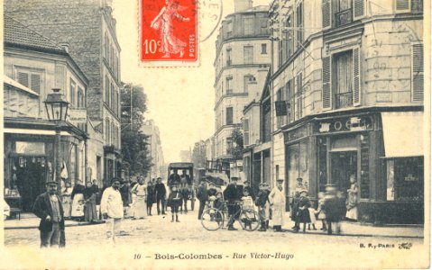 Bois-Colombes.Rue Victor-Hugo