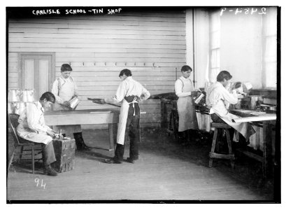 Carlisle School - Tin Shop LCCN2014691292