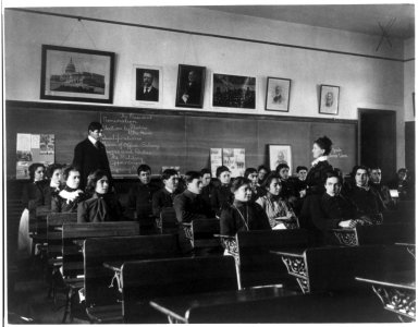 Carlisle Indian School, Carlisle, Pa. Class in Government LCCN2004676452