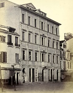 Carlo Ponti's shop in Venice