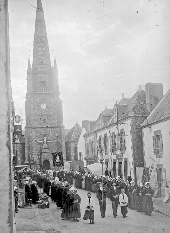 Carnac procession 1924