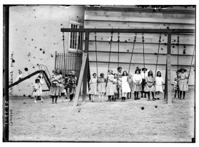 Carnegie playground 5th Ave. LCCN2014689461