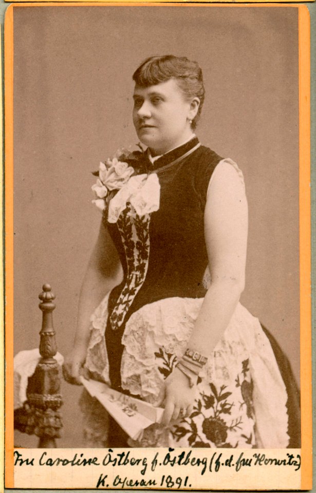 Caroline Östberg, porträtt - SMV - H9 126