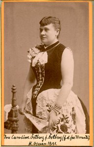 Caroline Östberg, porträtt - SMV - H9 126