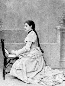 Rose Caron as Marguerite à la Millième - 'L'Art français' - Gallica (cropped)