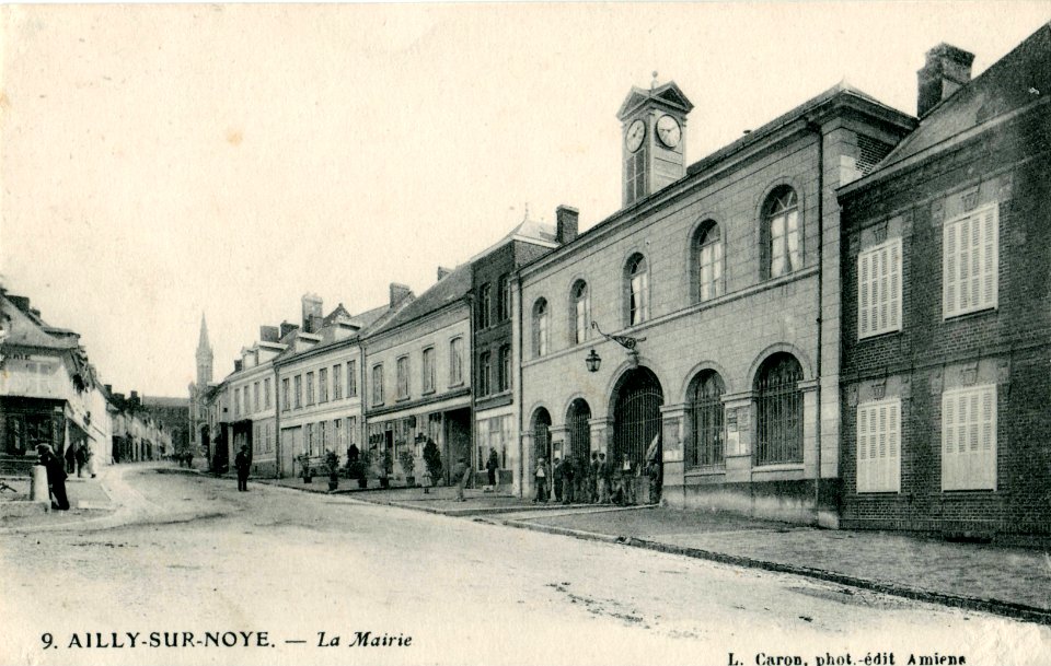 Caron 9 - AILLY - La Mairie