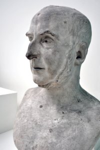 Carpeaux Valenciennes 080810 15 Ernest André