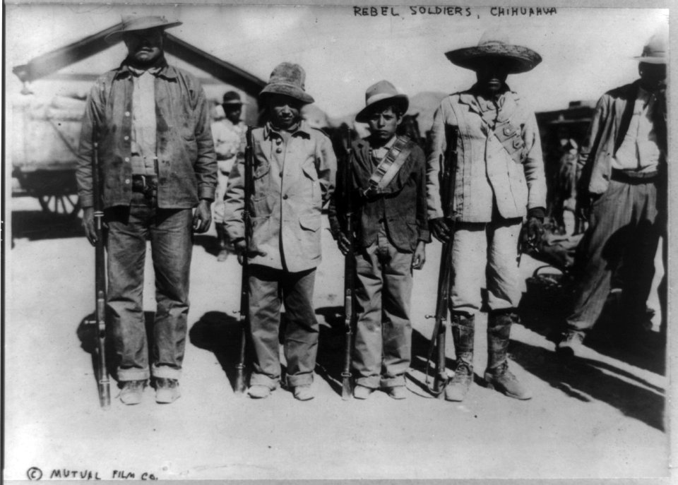 Carranzista rebels near Chihuahua LCCN2002709902