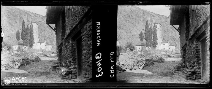 Carrer de Canillo amb l'església al fons