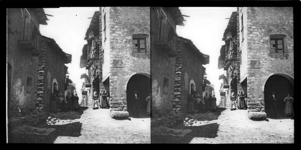 Carrer de Vilamur amb gent