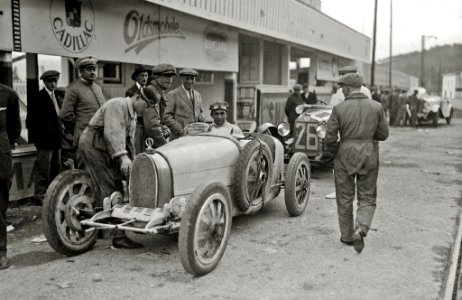 Carrera automóvilistica en el circuito de Lasarte (131 de 493) - Fondo Car-Kutxa Fototeka