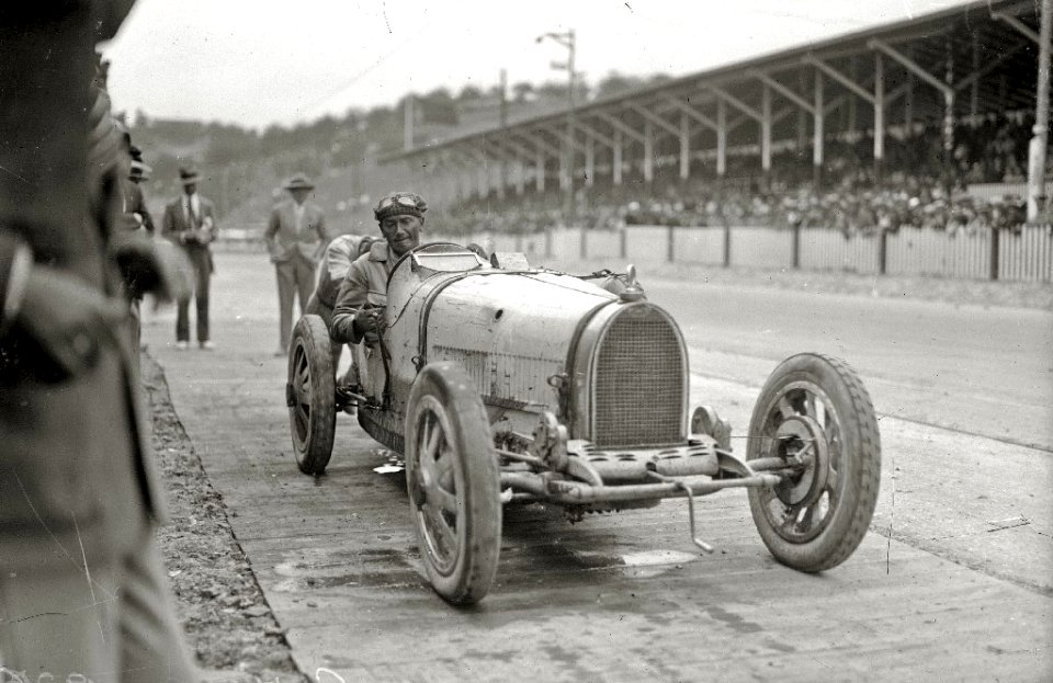 Carrera automóvilistica en el circuito de Lasarte (122 de 493) - Fondo Car-Kutxa Fototeka