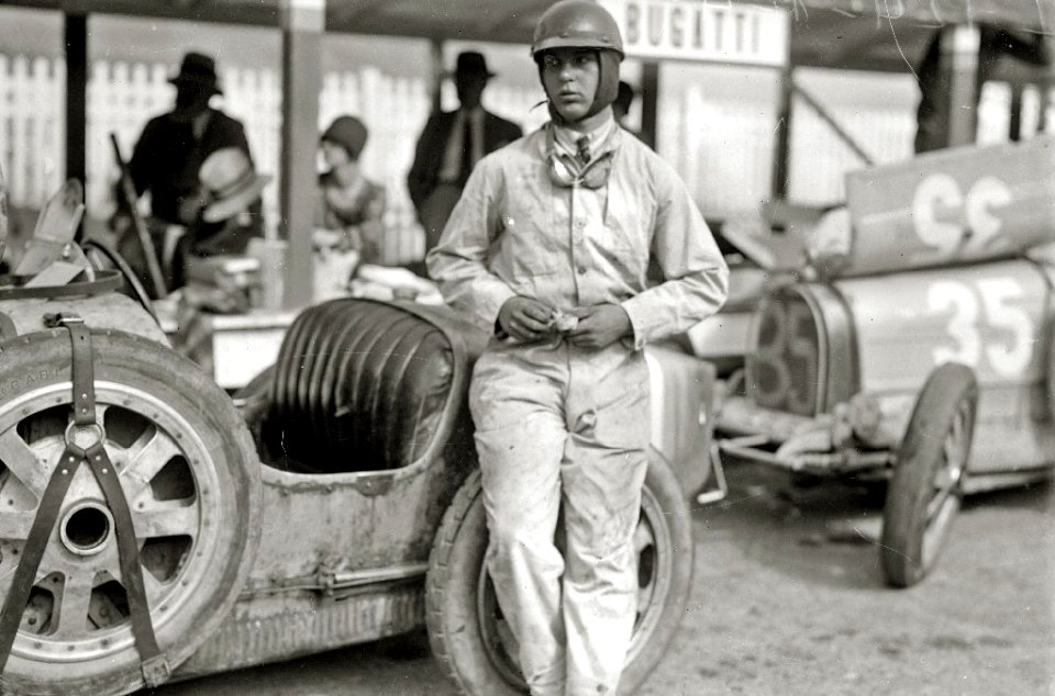 Carrera automóvilistica en el circuito de Lasarte (147 de 493) - Fondo Car-Kutxa Fototeka